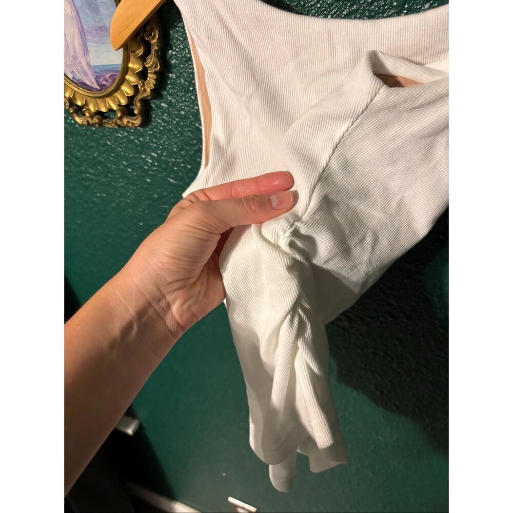 OGL ESSENTIAL PADDED TANK TOP CROPPED WHITE CINCHED SZ SMALL - Picture 3 of 4